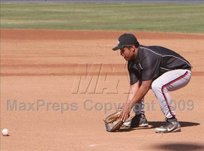Thumbnail 2 in Rio Hondo Prep @ Flintridge Prep photogallery.