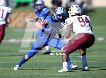 Thumbnail 3 in Georgetown vs. Dripping Springs (UIL 5A Bi-District Playoff) photogallery.