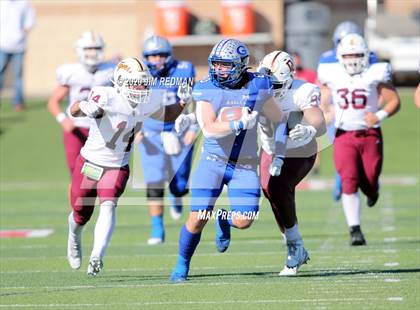 Thumbnail 3 in Georgetown vs. Dripping Springs (UIL 5A Bi-District Playoff) photogallery.