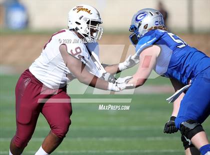 Thumbnail 3 in Georgetown vs. Dripping Springs (UIL 5A Bi-District Playoff) photogallery.
