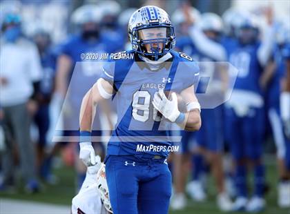 Thumbnail 2 in Georgetown vs. Dripping Springs (UIL 5A Bi-District Playoff) photogallery.