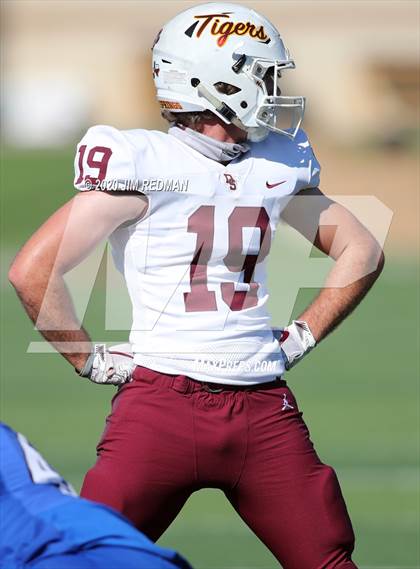 Thumbnail 3 in Georgetown vs. Dripping Springs (UIL 5A Bi-District Playoff) photogallery.
