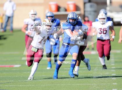 Thumbnail 1 in Georgetown vs. Dripping Springs (UIL 5A Bi-District Playoff) photogallery.