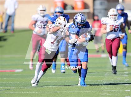 Thumbnail 3 in Georgetown vs. Dripping Springs (UIL 5A Bi-District Playoff) photogallery.