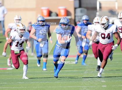 Thumbnail 1 in Georgetown vs. Dripping Springs (UIL 5A Bi-District Playoff) photogallery.