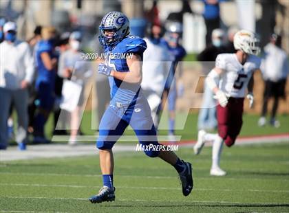 Thumbnail 2 in Georgetown vs. Dripping Springs (UIL 5A Bi-District Playoff) photogallery.