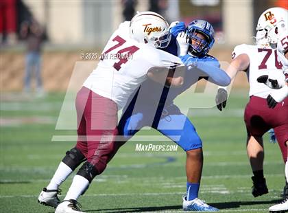 Thumbnail 3 in Georgetown vs. Dripping Springs (UIL 5A Bi-District Playoff) photogallery.