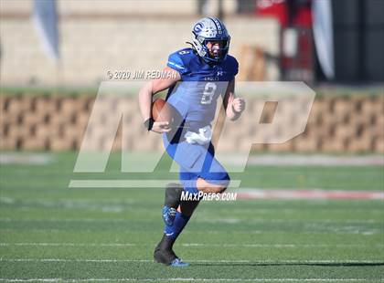 Thumbnail 3 in Georgetown vs. Dripping Springs (UIL 5A Bi-District Playoff) photogallery.