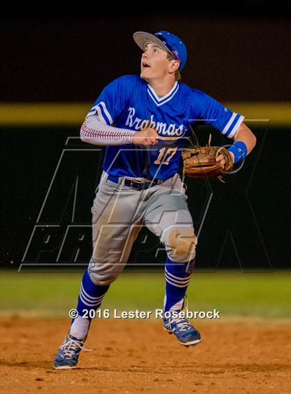 Thumbnail 1 in MacArthur vs Warren photogallery.