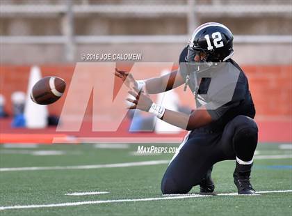 Thumbnail 3 in Churchill vs Johnson [Claudia Taylor]  photogallery.