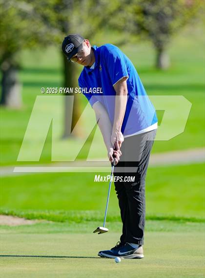 Thumbnail 1 in M8 at Chisago Lakes photogallery.