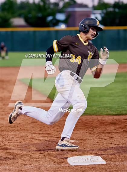 Thumbnail 2 in Central Catholic vs. Yuba City (CIF SJS D3 Final) photogallery.