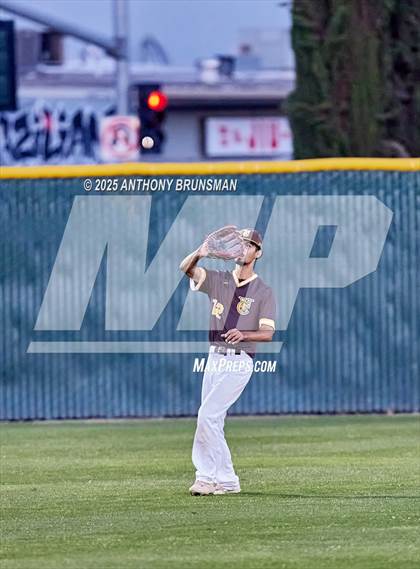 Thumbnail 3 in Central Catholic vs. Yuba City (CIF SJS D3 Final) photogallery.
