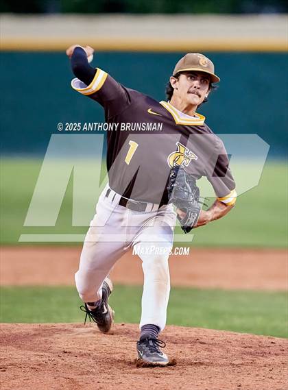 Thumbnail 3 in Central Catholic vs. Yuba City (CIF SJS D3 Final) photogallery.