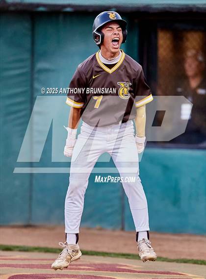 Thumbnail 3 in Central Catholic vs. Yuba City (CIF SJS D3 Final) photogallery.