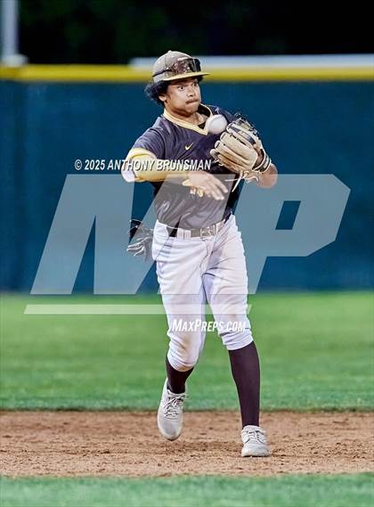 Thumbnail 3 in Central Catholic vs. Yuba City (CIF SJS D3 Final) photogallery.