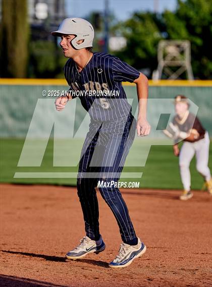 Thumbnail 3 in Central Catholic vs. Yuba City (CIF SJS D3 Final) photogallery.