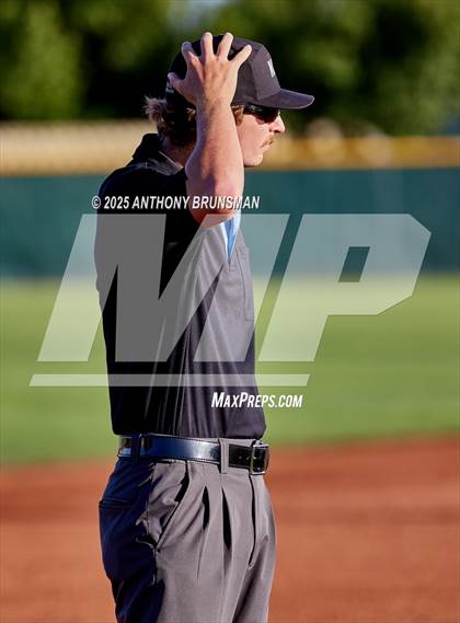 Thumbnail 3 in Central Catholic vs. Yuba City (CIF SJS D3 Final) photogallery.