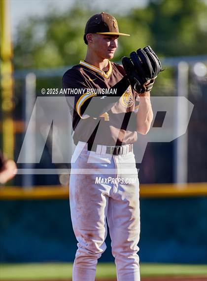 Thumbnail 3 in Central Catholic vs. Yuba City (CIF SJS D3 Final) photogallery.