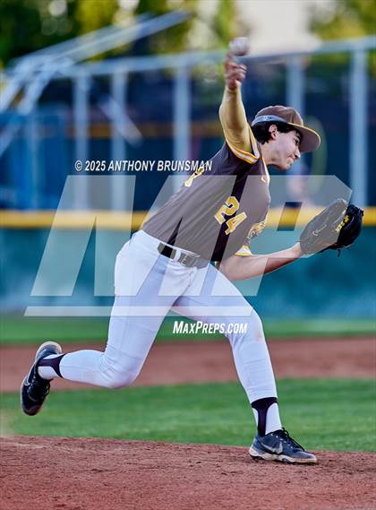 Thumbnail 2 in Central Catholic vs. Yuba City (CIF SJS D3 Final) photogallery.