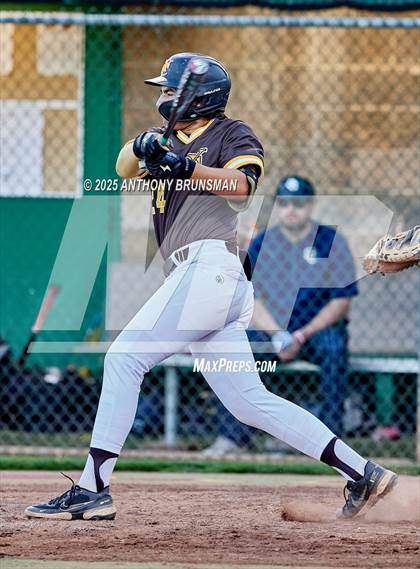 Thumbnail 3 in Central Catholic vs. Yuba City (CIF SJS D3 Final) photogallery.