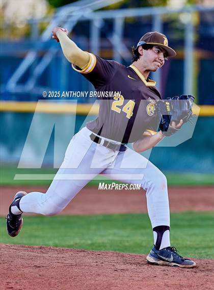 Thumbnail 2 in Central Catholic vs. Yuba City (CIF SJS D3 Final) photogallery.