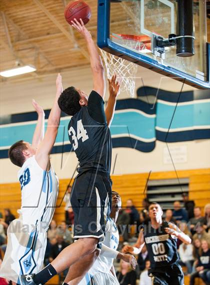 Thumbnail 3 in Archbishop Mitty @ Valley Christian photogallery.