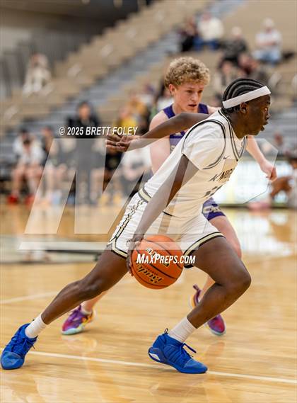 Thumbnail 2 in Grand Island vs Lincoln Southeast photogallery.