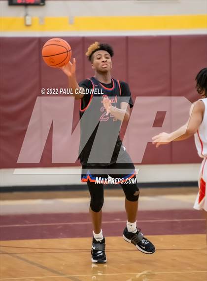 Thumbnail 3 in Rainier Beach @ Mount Tahoma photogallery.