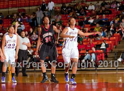 Thumbnail 3 in Midland vs. Cedar Hill (Texas UIL 5A Region 1 Semifinal) photogallery.