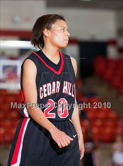 Thumbnail 3 in Midland vs. Cedar Hill (Texas UIL 5A Region 1 Semifinal) photogallery.