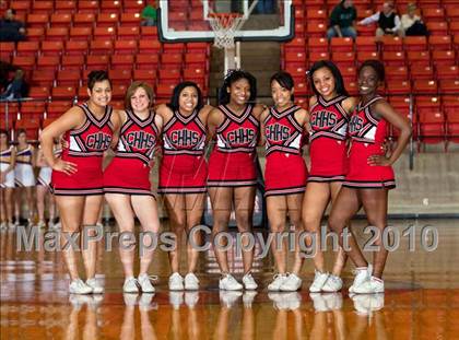 Thumbnail 3 in Midland vs. Cedar Hill (Texas UIL 5A Region 1 Semifinal) photogallery.
