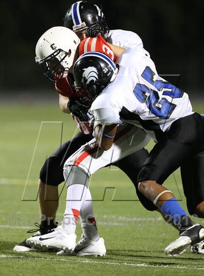 Thumbnail 2 in Boyd vs Plano West photogallery.
