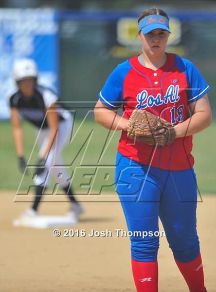 Thumbnail 2 in Los Alamitos vs. Chino photogallery.