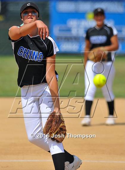 Thumbnail 2 in Los Alamitos vs. Chino photogallery.