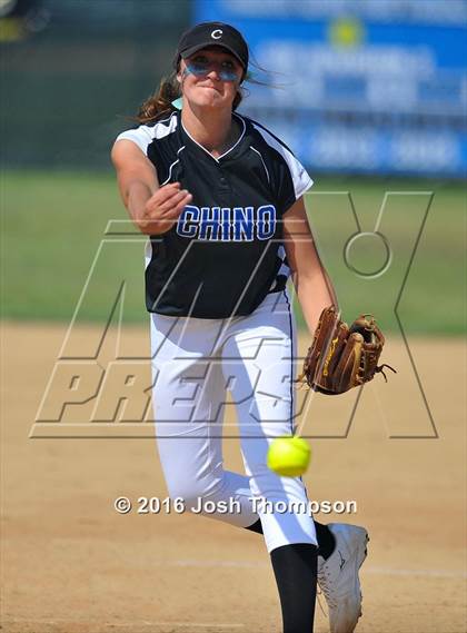 Thumbnail 3 in Los Alamitos vs. Chino photogallery.