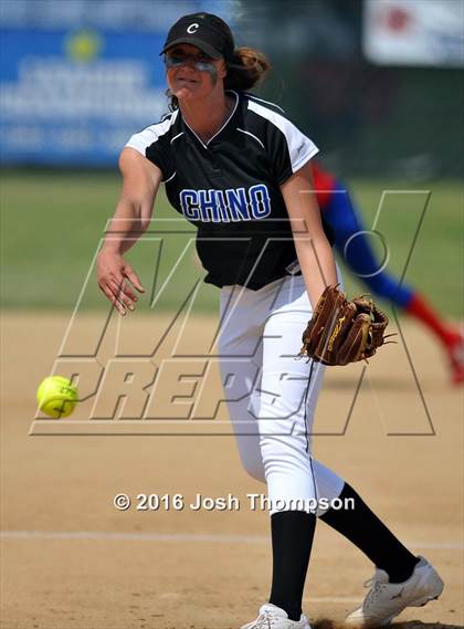 Thumbnail 2 in Los Alamitos vs. Chino photogallery.