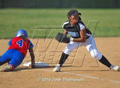 Thumbnail 1 in Los Alamitos vs. Chino photogallery.
