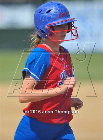 Thumbnail 3 in Los Alamitos vs. Chino photogallery.
