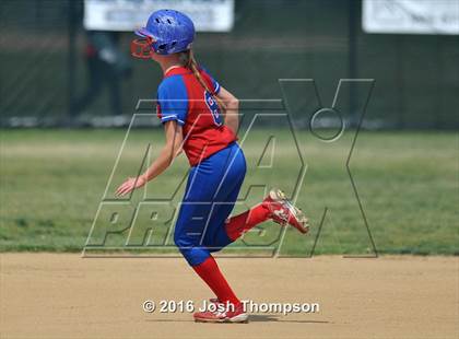 Thumbnail 3 in Los Alamitos vs. Chino photogallery.
