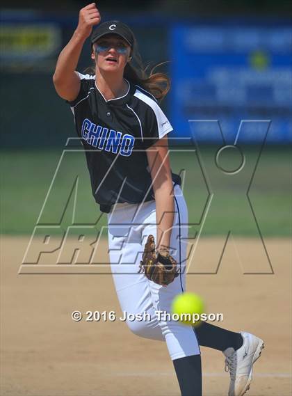Thumbnail 2 in Los Alamitos vs. Chino photogallery.