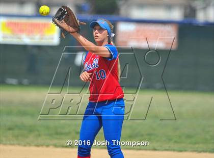 Thumbnail 3 in Los Alamitos vs. Chino photogallery.