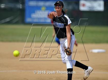 Thumbnail 3 in Los Alamitos vs. Chino photogallery.