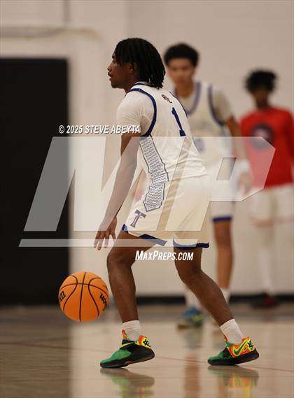 Thumbnail 1 in Douglas County vs Fountain-Fort Carson (Titan-Raptor Classic) photogallery.