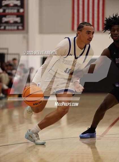 Thumbnail 1 in Douglas County vs Fountain-Fort Carson (Titan-Raptor Classic) photogallery.
