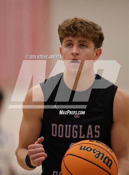 Thumbnail 1 in Douglas County vs Fountain-Fort Carson (Titan-Raptor Classic) photogallery.