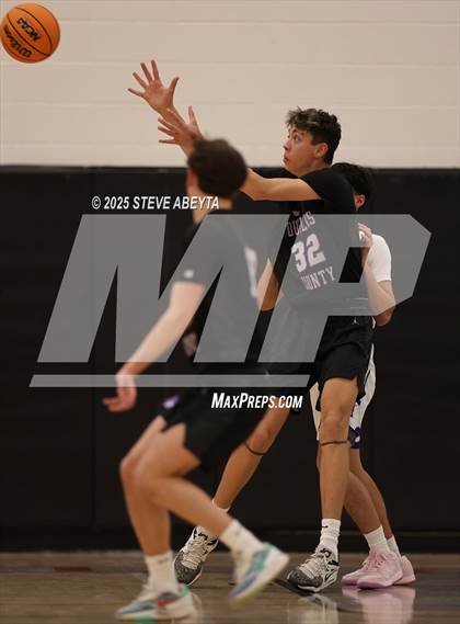 Thumbnail 3 in Douglas County vs Fountain-Fort Carson (Titan-Raptor Classic) photogallery.