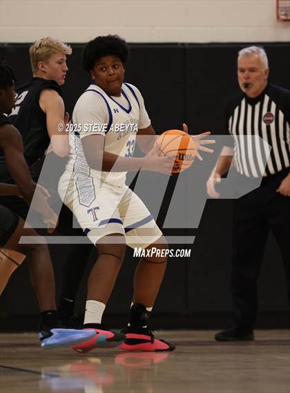 Thumbnail 2 in Douglas County vs Fountain-Fort Carson (Titan-Raptor Classic) photogallery.