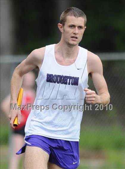 Thumbnail 3 in Bojangles Apex Lions Relays photogallery.