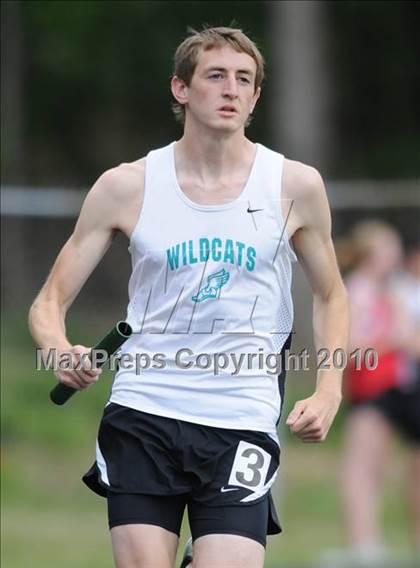Thumbnail 2 in Bojangles Apex Lions Relays photogallery.